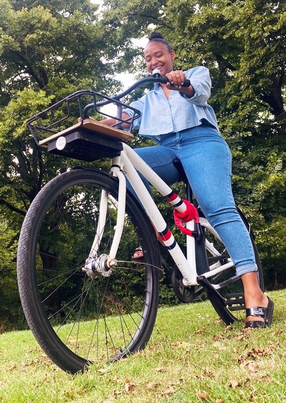 Photo of Zoë on her bike.